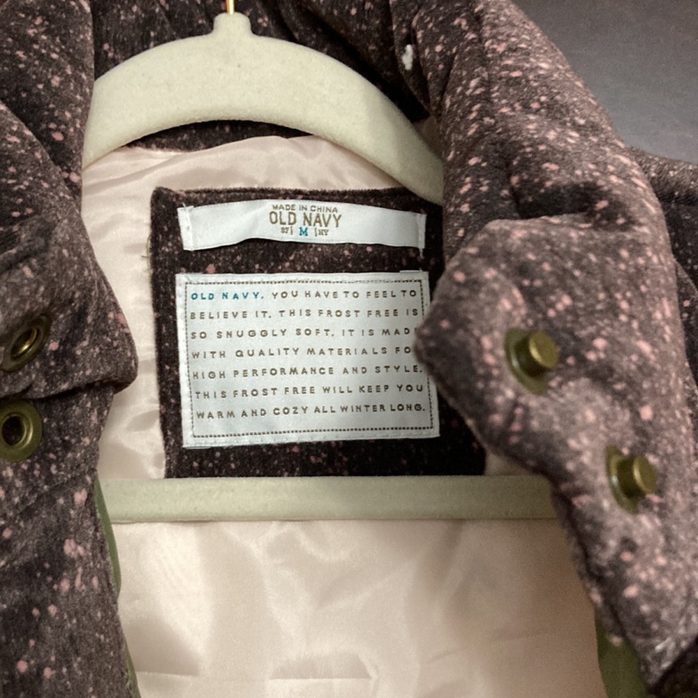 Vest - Picture 3 of 5